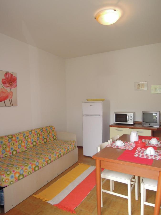 Villa Mery บิบิโอเน ภายนอก รูปภาพ